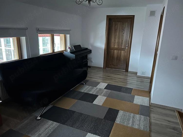 Casă cu 4 camere cu Teren 500 Mp în Central