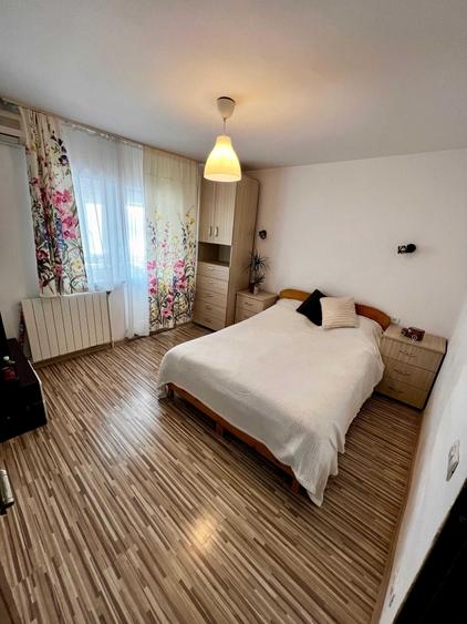 Vand apartament 4 camere-Costieni-direct proprietar - 3