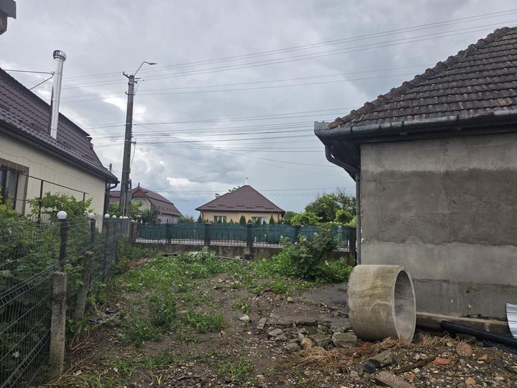 Casă cu 3 camere în Mihai Viteazu