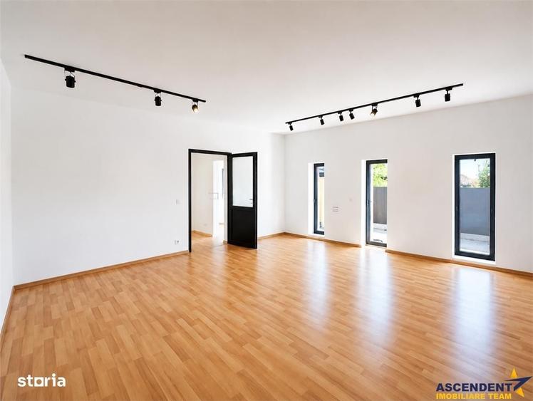 Casă cu 4 camere decomandat în Ultracentral