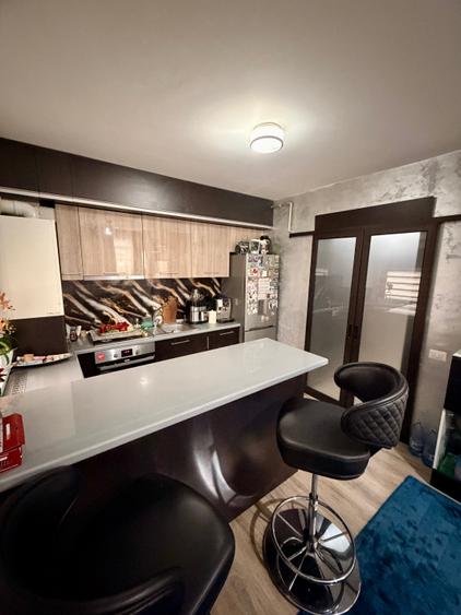 Apartament cu 3 camere decomandat în Dudu