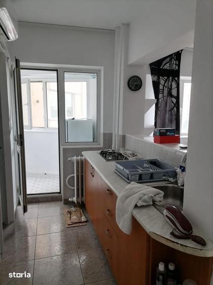 Garsonieră decomandată în Iancului