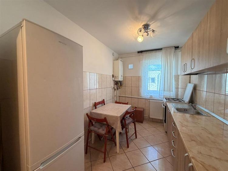 Apartament cu 2 camere semidecomandat în Bartolomeu