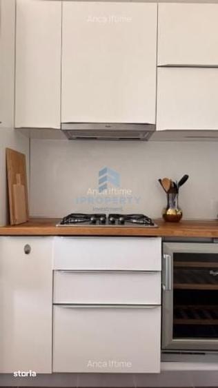 Apartament cu 3 camere în Tei