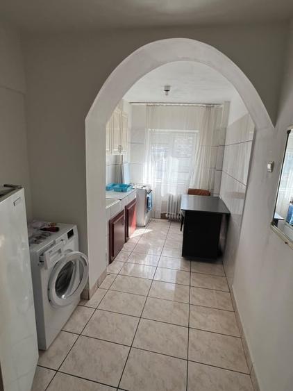 Apartament cu 2 camere decomandat, mobilat în 1 Mai