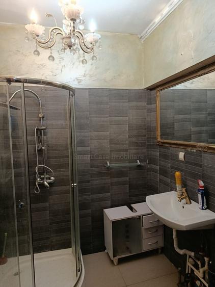 Apartament cu 3 camere decomandat în Bd. Independenței