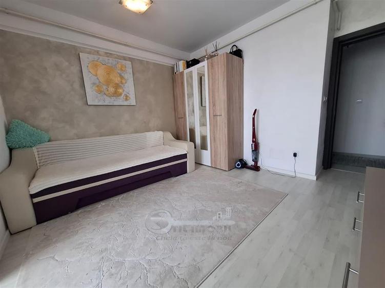 Apartament cu 2 camere semidecomandat, mobilat în Cug