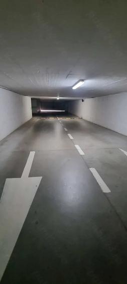 Apartament cu 2 camere decomandat în Europa