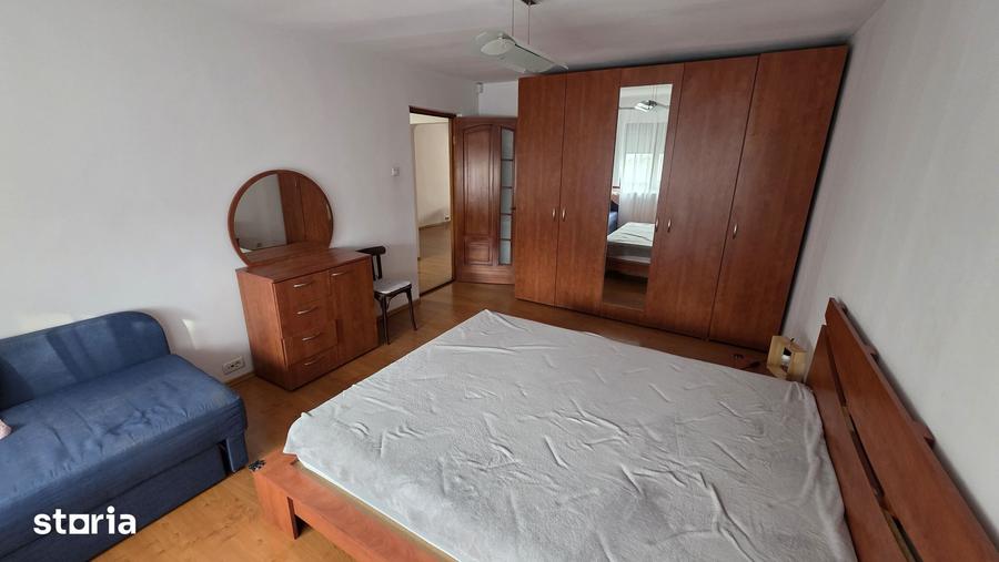 Apartament cu 4 camere în Central
