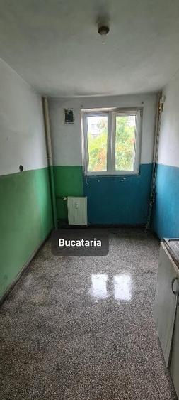 Apartament cu 2 camere semidecomandat în Iancului