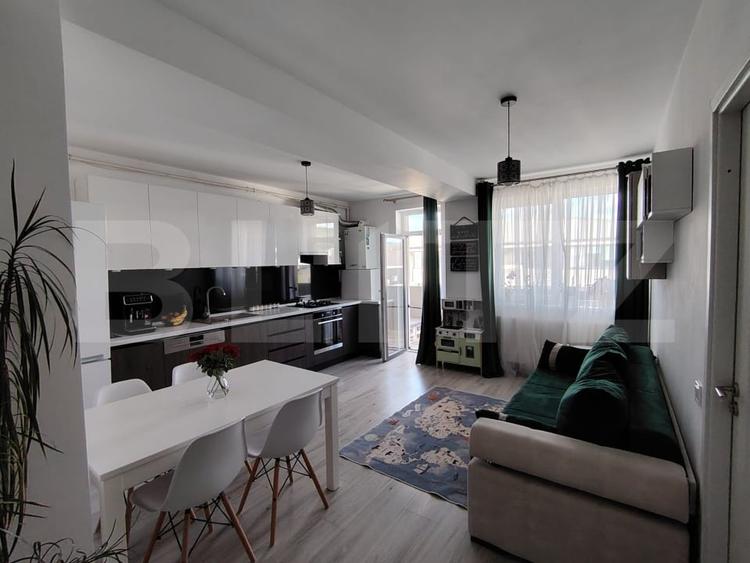 Apartament cu 2 camere semidecomandat, mobilat în Florești — fotografia 1