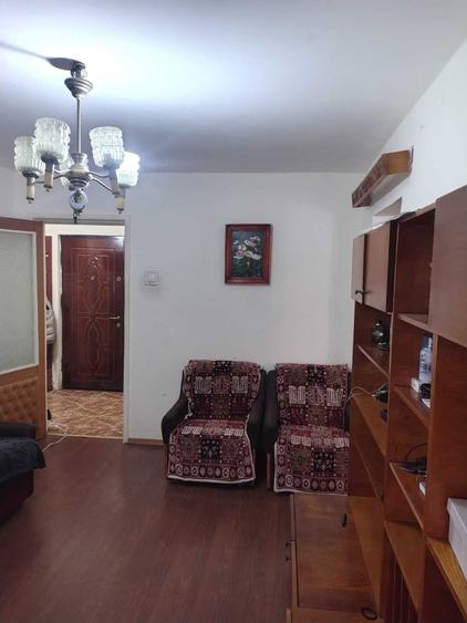 Apartament cu 2 camere semidecomandat în Alecu Russo