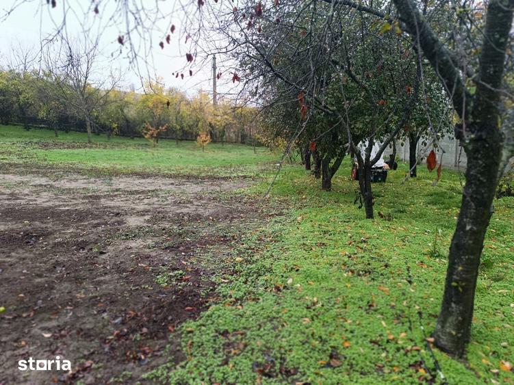 Teren de 1500 mp, în Ghercești