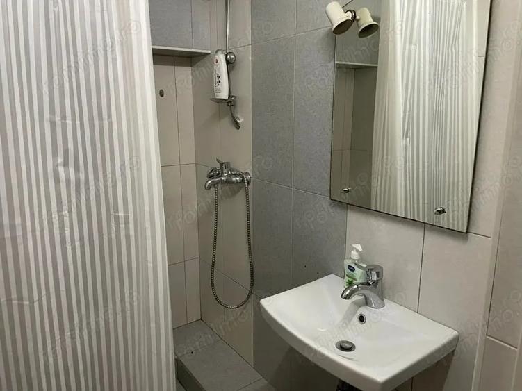 Garsonieră decomandată în Iancului