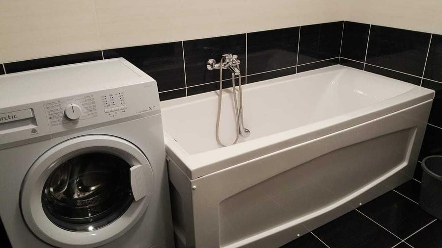 Apartament cu 2 camere decomandat în Militari
