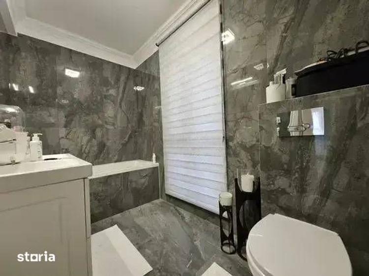 Casă cu 5 camere cu Teren 180 Mp în Sălăjan