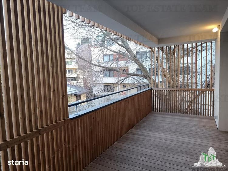 Apartament cu 4 camere în Dorobanți