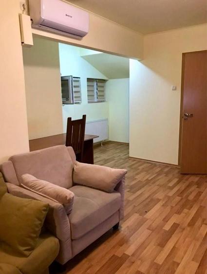 Apartament cu 3 camere în Nicolina