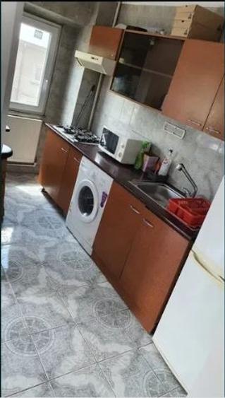 Garsonieră decomandată, mobilată în Timpuri Noi