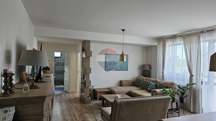 Apartament cu 2 camere decomandat, mobilat în Calea Romanului