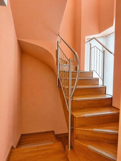 Casă cu 4 camere cu Teren 298 Mp în Rogerius
