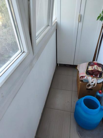 Apartament cu 3 camere decomandat în Drumul Taberei