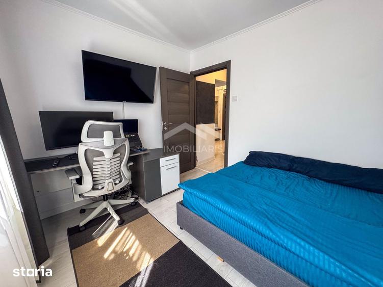 Apartament cu 3 camere decomandat, mobilat în Sud