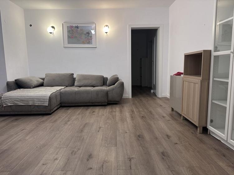 Apartament cu 3 camere semidecomandat, mobilat în Câmpia Libertății