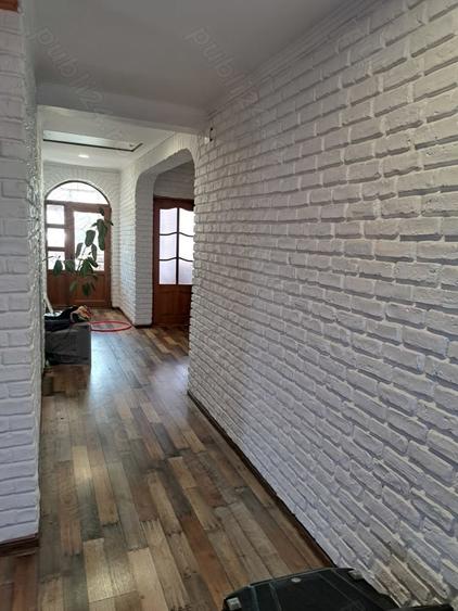 Casă cu 5 camere cu Teren 1500 Mp în Traian