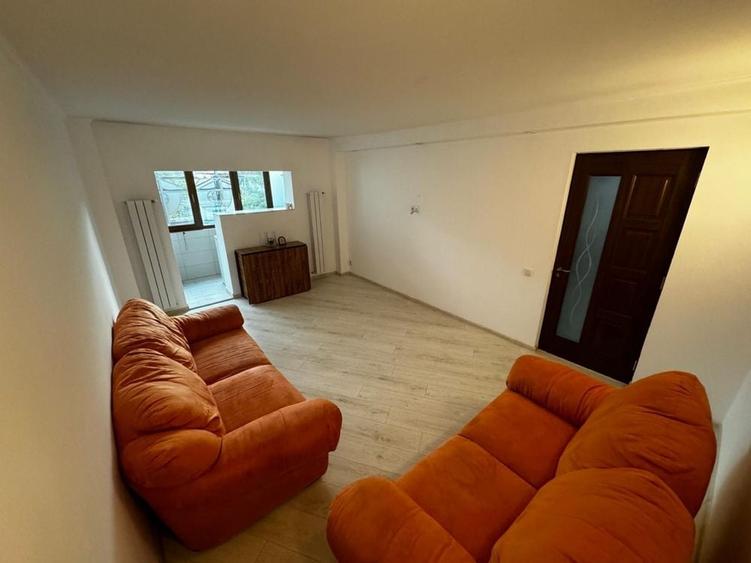 Apartament 3 camere de inchiriat - 2