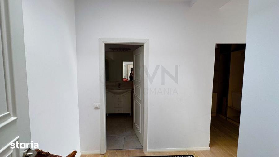 Apartament cu 4 camere în Tei