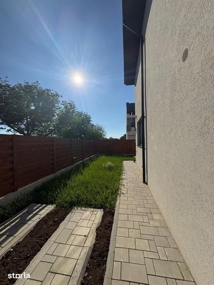 Casă cu 3 camere cu Teren 220 Mp în Central