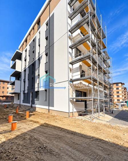 Apartament cu 2 camere decomandat în Giroc