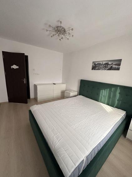 Apartament cu 2 camere semidecomandat în Colentina