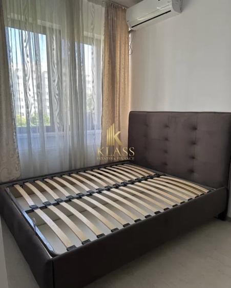 Apartament cu 2 camere semidecomandat, mobilat în Victoriei