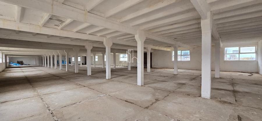 Spațiu industrial, de 1,097 mp, în Exterior Nord