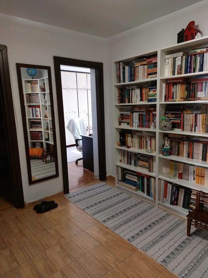Apartament cu 3 camere semidecomandat în Dosu Bricii