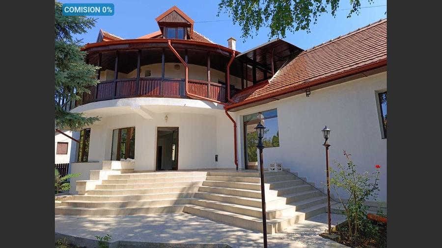 Casă cu 6 camere cu Canalizare în Bârnova