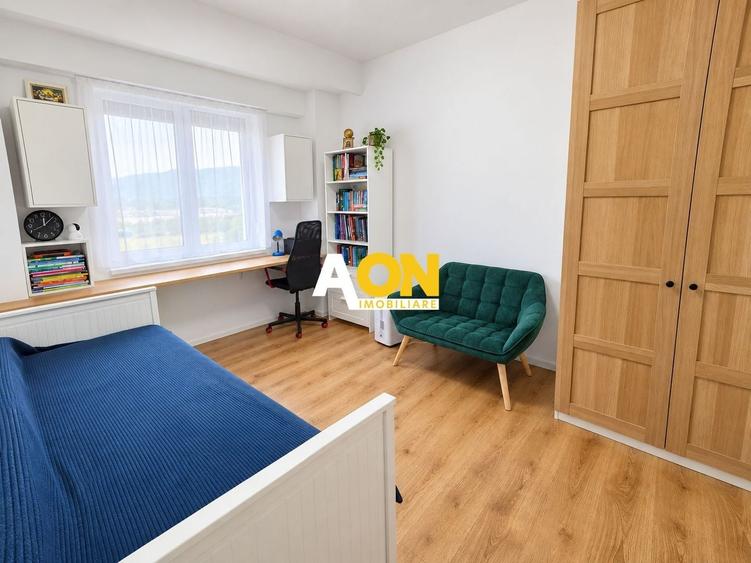 Apartament cu 3 camere decomandat, mobilat în Ampoi 3