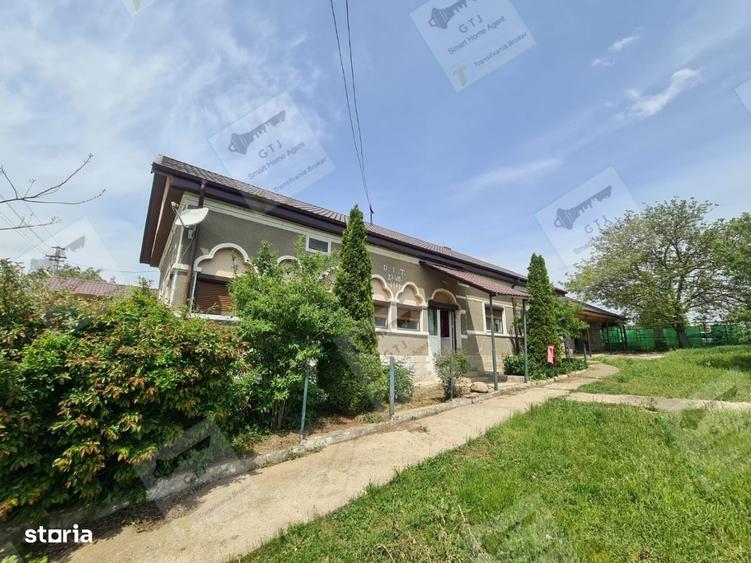 Casă cu 4 camere semidecomandat în Diocheți-Rediu