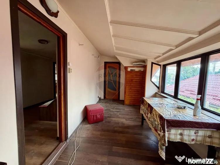 Casă cu 4 camere cu Teren 500 Mp în Central