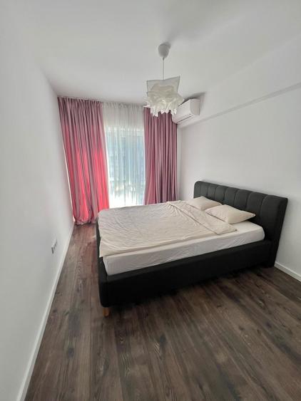 Apartament cu 3 camere în Barbu Văcărescu