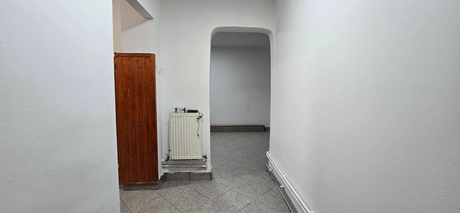 Spațiu comercial, de 34 mp, în Micro 6