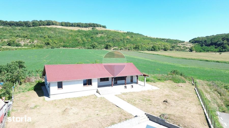 Casă cu 3 camere cu Teren 1163 Mp în Blăjel
