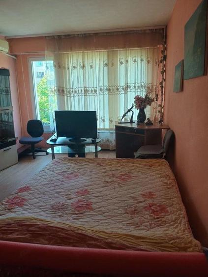 Garsonieră decomandată în Basarabia