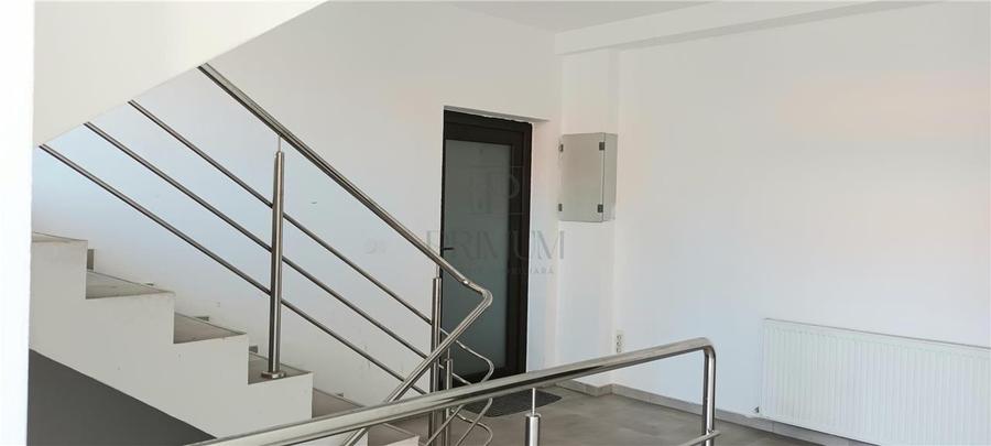 Spațiu comercial, de 144 mp, în Girocului