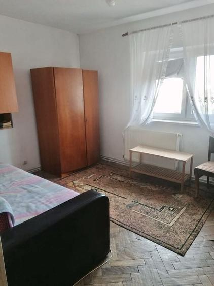Apartament cu 2 camere decomandat în Exterior Vest