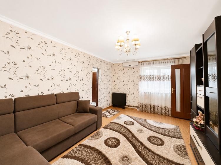 Casă individuală cu 4 camere cu Canalizare în Bucureștii Noi