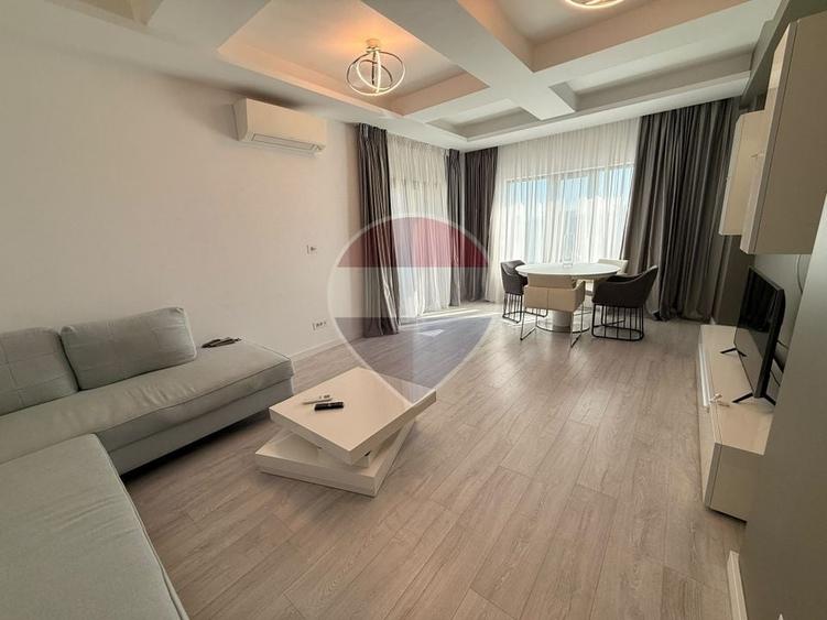 Apartament cu 2 camere decomandat, mobilat în Central