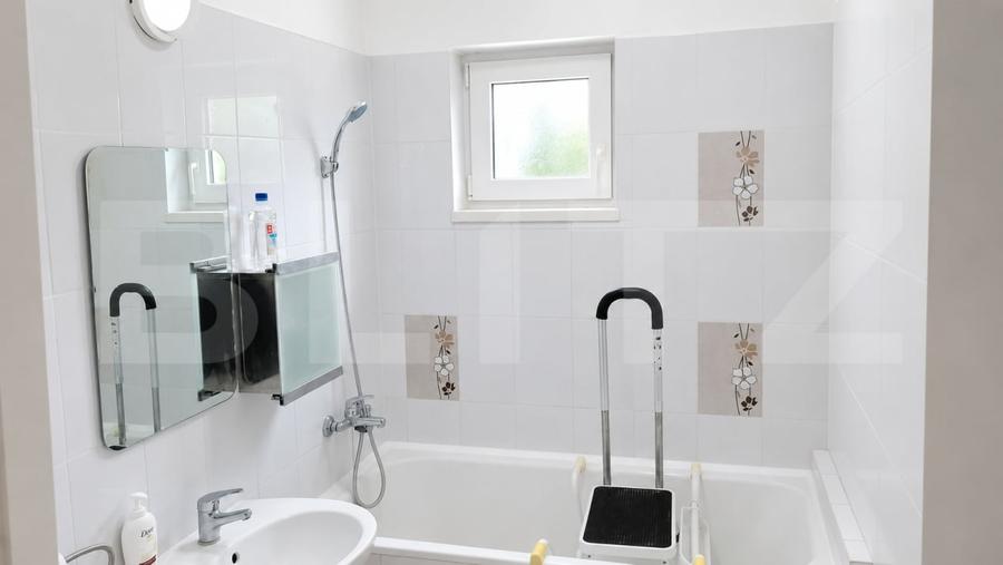 Apartament cu 2 camere decomandat în Semicentral